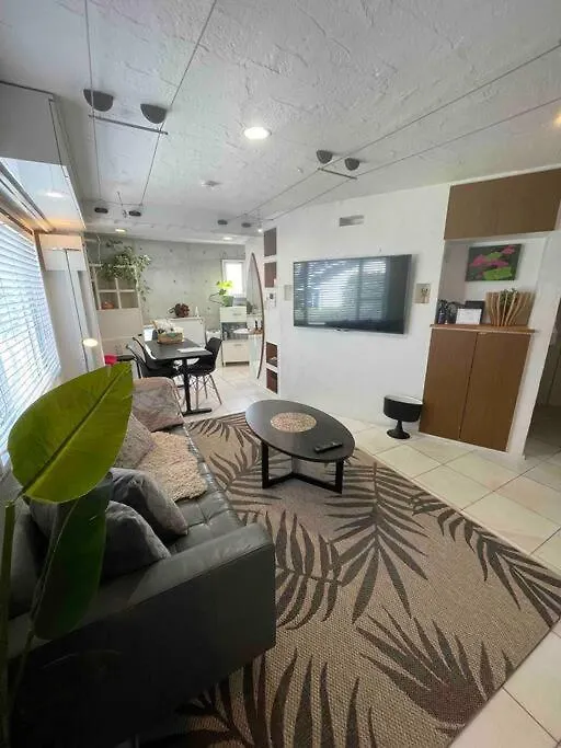 919Takarazuka 宝塚駅前 デザイナーズ2Bed Room Max6名様 Japan